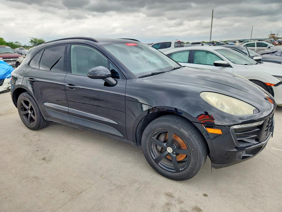 Auction sale of the 2017 Porsche Macan, vin: WP1AA2A51HLB05601, lot number: 49980436