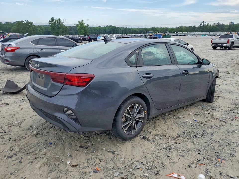 2024 Kia Forte მანქანა იყიდება აუქციონზე, vin: 3KPF24AD7RE733339, აუქციონის ნომერი: 51717396