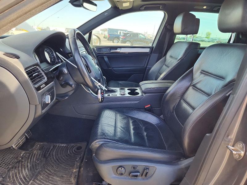 Продажа на аукционе авто 2017 Volkswagen Touareg, vin: WVGRF7BP2HD003183, номер лота: 49333636