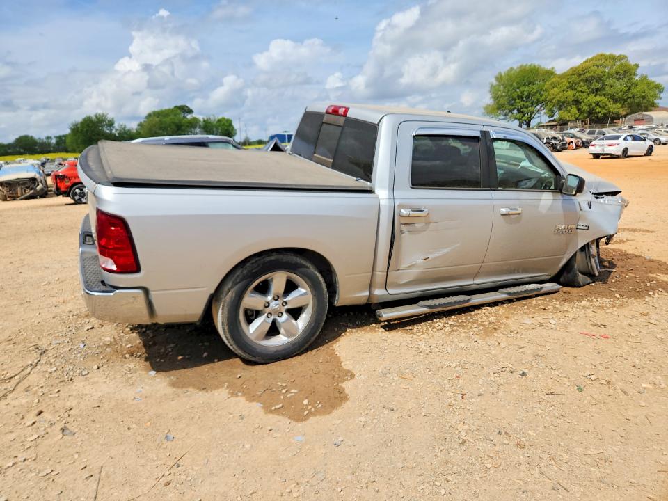 48381876 :رقم المزاد ، 3C6RR7LT5JG171584 vin ، 2018 Ram 1500 مزاد بيع