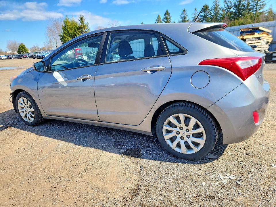 2013 Hyundai Elantra Gt მანქანა იყიდება აუქციონზე, vin: KMHD25LE8DU057010, აუქციონის ნომერი: 50444306