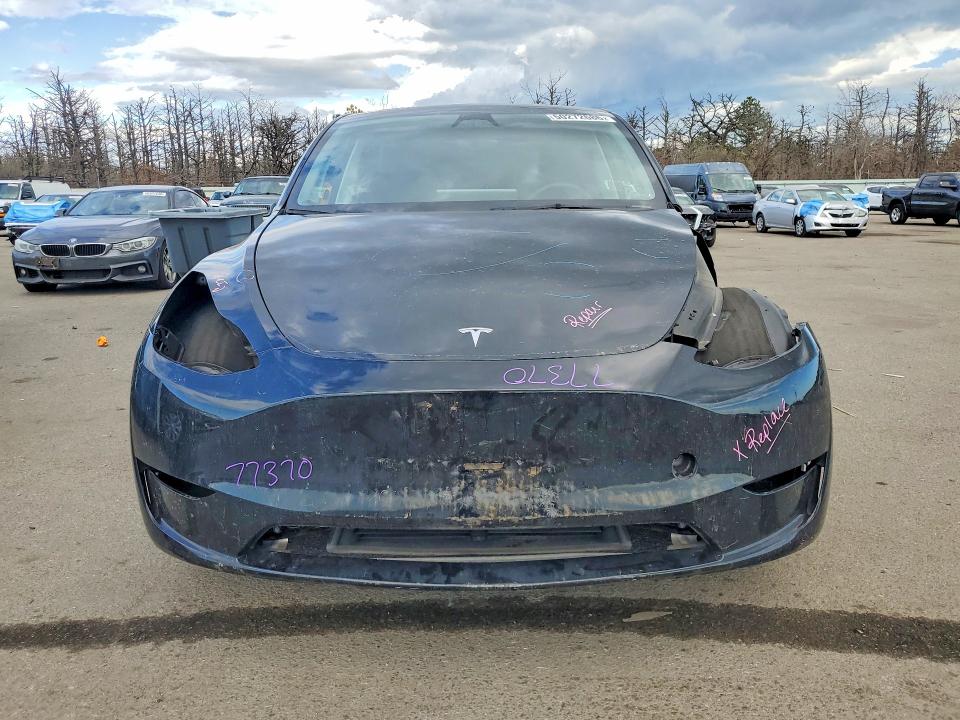 2023 Tesla Model Y მანქანა იყიდება აუქციონზე, vin: 7SAYGDEE2PF834098, აუქციონის ნომერი: 50272686