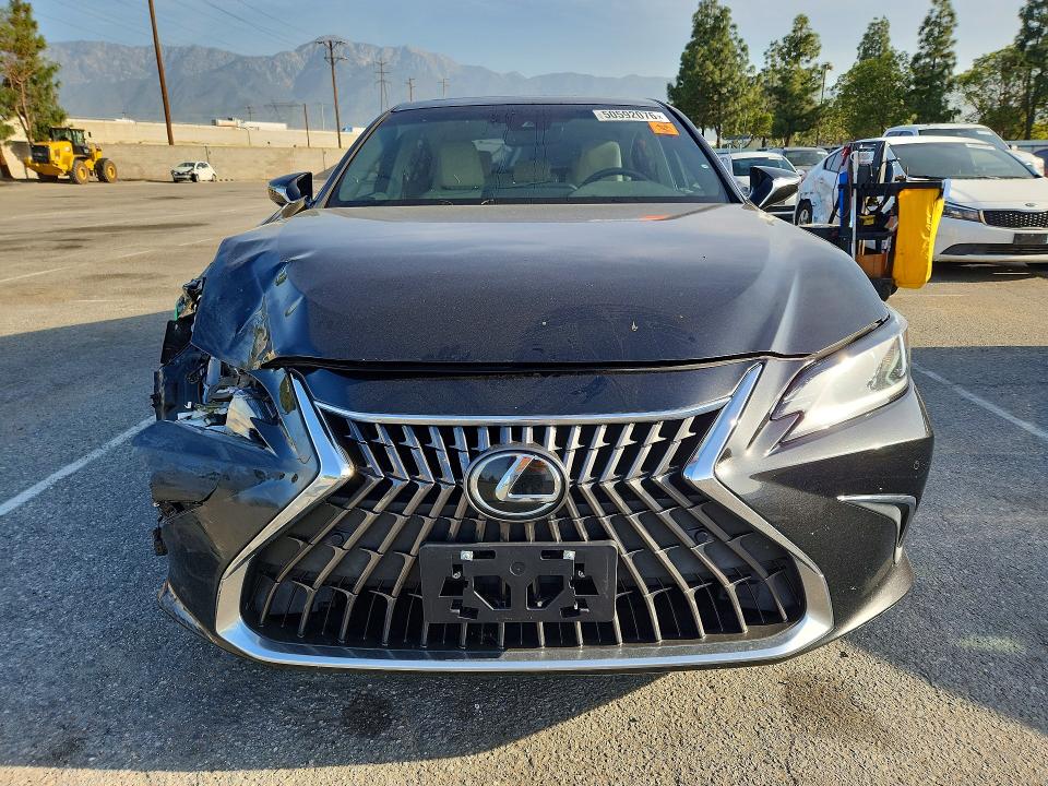 50592076 :رقم المزاد ، 58AD11D18NU008455 vin ، 2022 Lexus Es 250 مزاد بيع