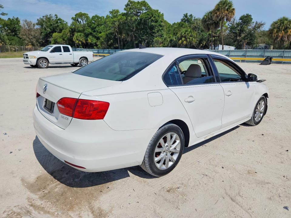 51945896 :رقم المزاد ، 3VWDZ7AJ1BM036834 vin ، 2011 Volkswagen Jetta مزاد بيع