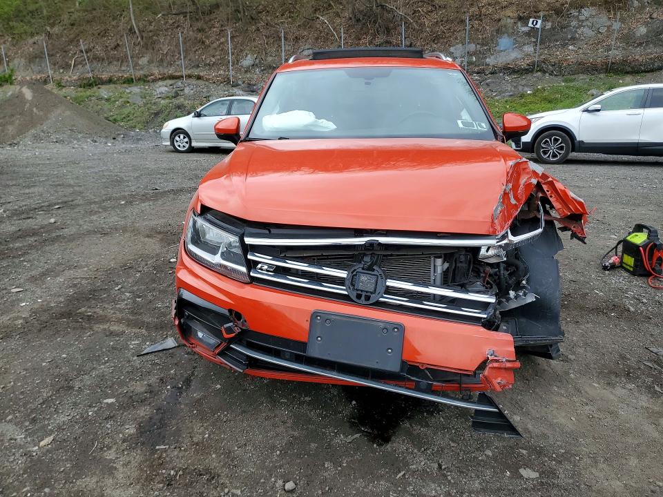 Продаж на аукціоні авто 2018 Volkswagen Tiguan, vin: 3VV2B7AX2JM207951, номер лоту: 50726466
