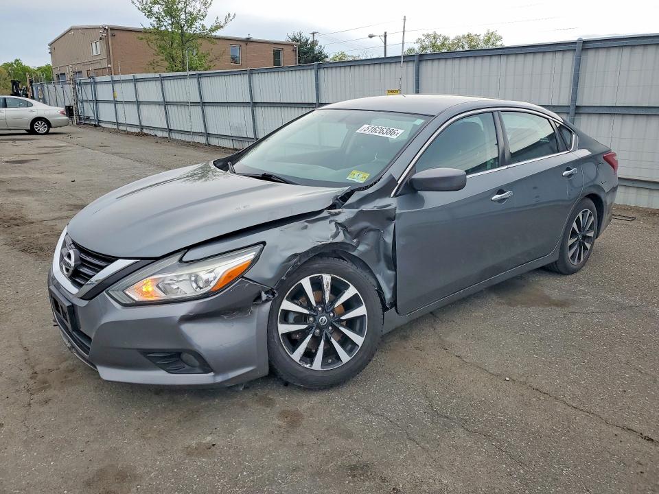 51626386 :رقم المزاد ، 1N4AL3AP7JC280787 vin ، 2018 Nissan Altima مزاد بيع