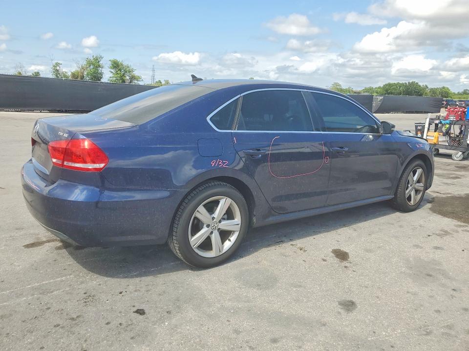 2013 Volkswagen Passat მანქანა იყიდება აუქციონზე, vin: 1VWBN7A33DC115124, აუქციონის ნომერი: 51267756