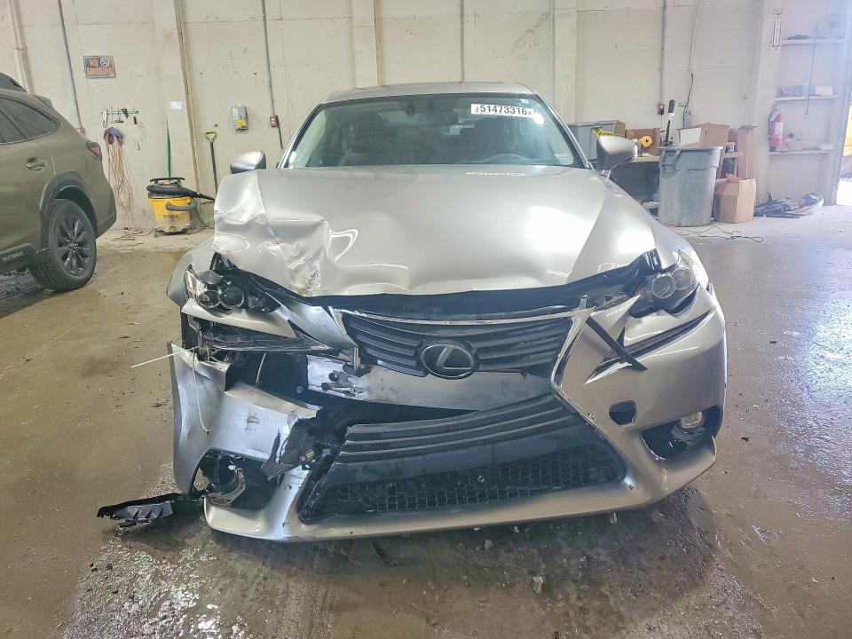 51473316 :رقم المزاد ، JTHBA1D20G5028982 vin ، 2016 Lexus Is مزاد بيع