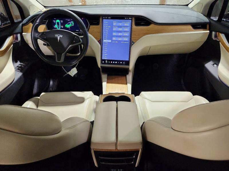 2018 Tesla Model X მანქანა იყიდება აუქციონზე, vin: 5YJXCDE2XJF115666, აუქციონის ნომერი: 51583216