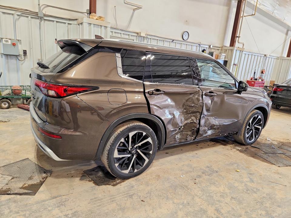 49465846 :رقم المزاد ، JA4J4VA87NZ091727 vin ، 2022 Mitsubishi Outlander مزاد بيع