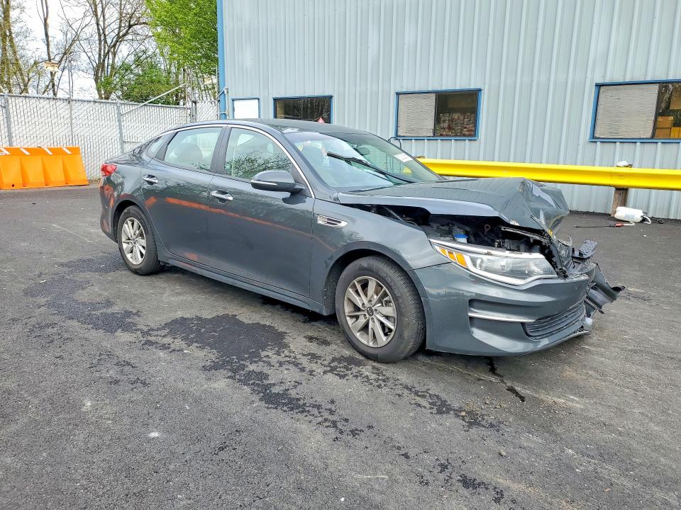 2016 Kia Optima მანქანა იყიდება აუქციონზე, vin: 5XXGT4L30GG017859, აუქციონის ნომერი: 50302586