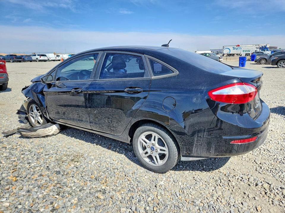 50191546 :رقم المزاد ، 3FADP4BJ0HM166169 vin ، 2017 Ford Fiesta مزاد بيع