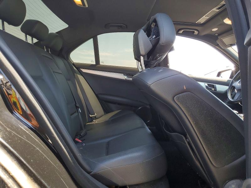 2011 Mercedes-benz C მანქანა იყიდება აუქციონზე, vin: WDDGF5EB1BR140440, აუქციონის ნომერი: 51494576