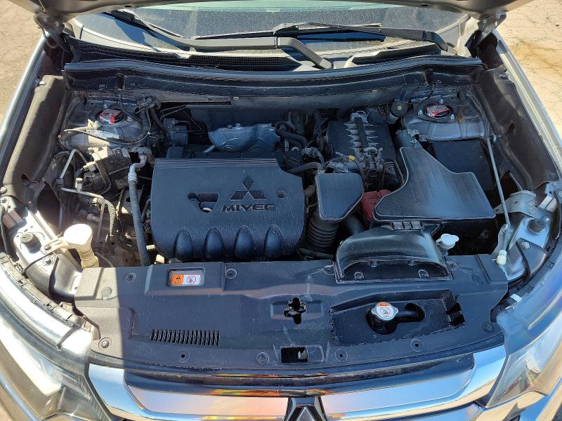 2018 Mitsubishi Outlander მანქანა იყიდება აუქციონზე, vin: JA4AZ3A39JZ006360, აუქციონის ნომერი: 50294436
