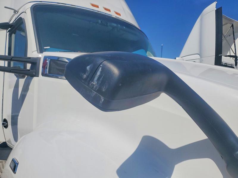 Продажа на аукционе авто 2016 Kenworth T680, vin: 1XKYA48X2GJ124840, номер лота: 77498025