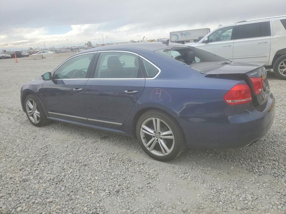 51346606 :رقم المزاد ، 1VWCV7A3XFC061988 vin ، 2015 Volkswagen Passat مزاد بيع