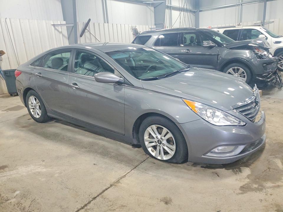 2013 Hyundai Sonata მანქანა იყიდება აუქციონზე, vin: 5NPEB4AC3DH700653, აუქციონის ნომერი: 50838236
