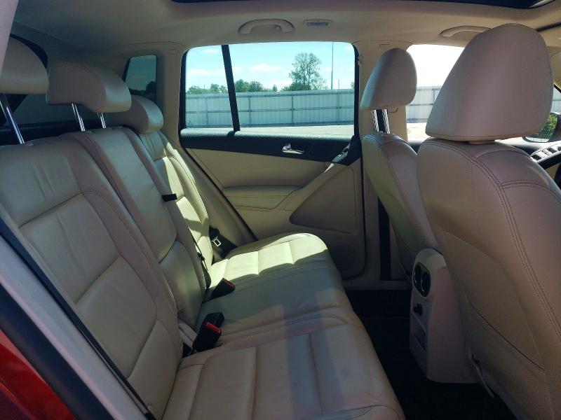 Продаж на аукціоні авто 2011 Volkswagen Tiguan, vin: WVGAV7AX2BW000832, номер лоту: 51419826