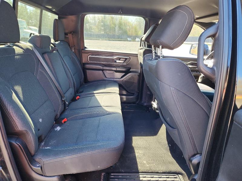 Продажа на аукционе авто 2019 Ram 1500, vin: 1C6RRFFG4KN673732, номер лота: 48513276