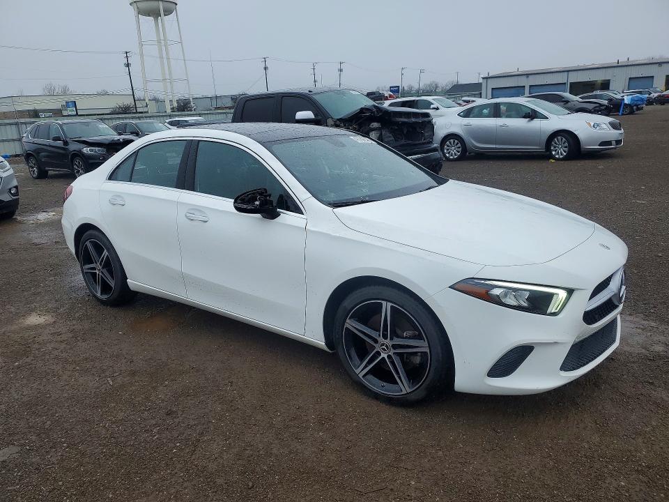 Продаж на аукціоні авто 2022 Mercedes-benz A, vin: W1K3G4FB5NJ349946, номер лоту: 47760746