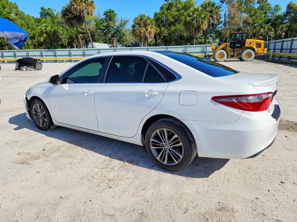 2015 Toyota Camry მანქანა იყიდება აუქციონზე, vin: 4T1BF1FK6FU490849, აუქციონის ნომერი: 49435146