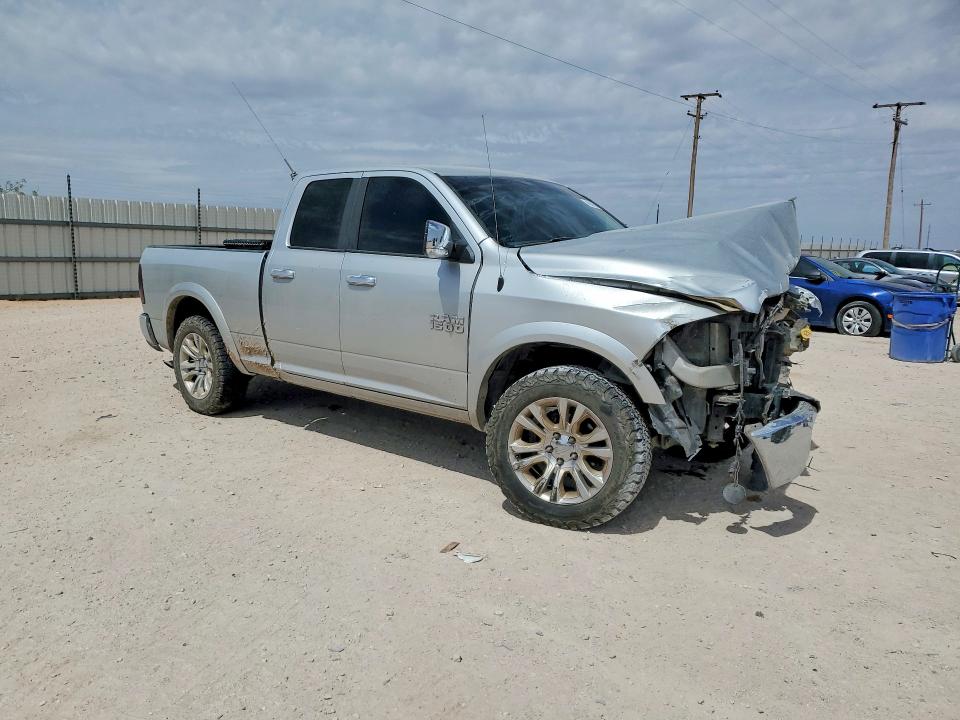 48385906 :رقم المزاد ، 1C6RR6GG7JS219120 vin ، 2018 Ram 1500 مزاد بيع