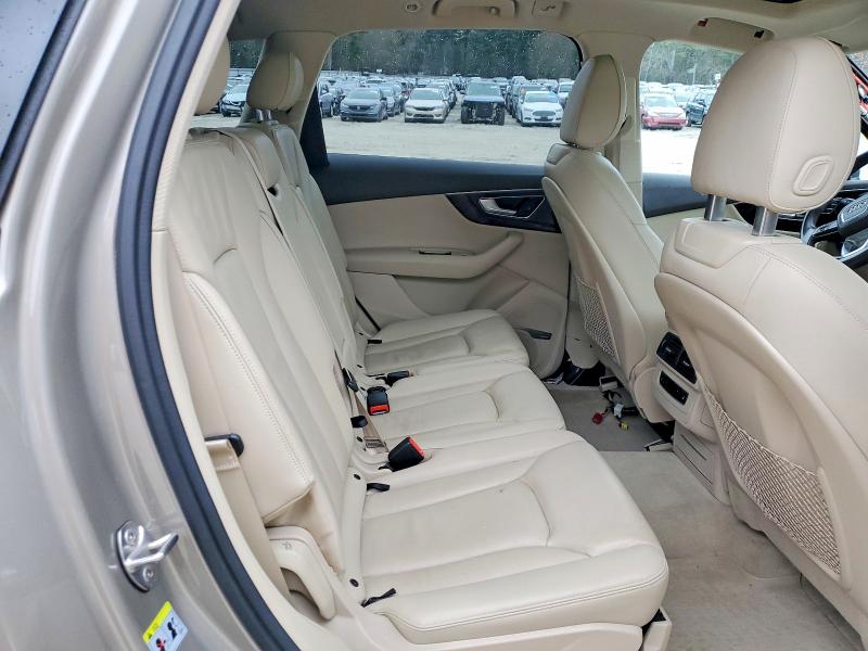 50049746 :رقم المزاد ، WA1LABF7XHD006946 vin ، 2017 Audi Q7 مزاد بيع