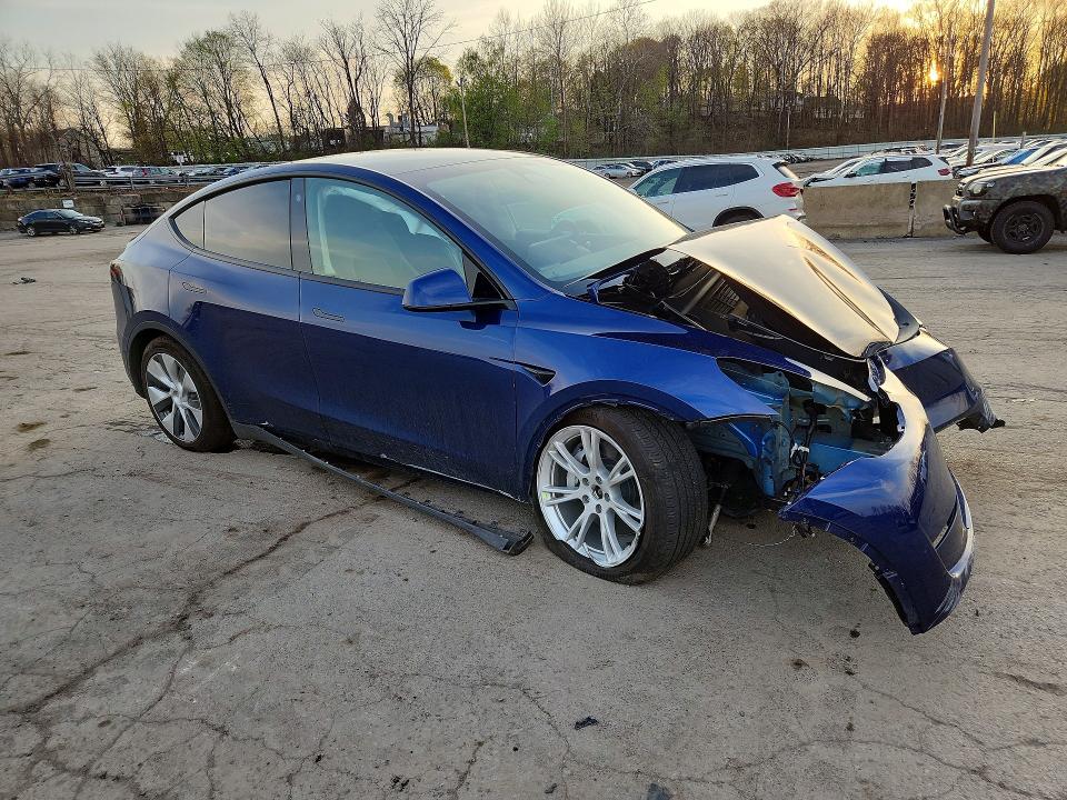 49922976 :رقم المزاد ، 7SAYGDEE5PF674248 vin ، 2023 Tesla Model Y مزاد بيع