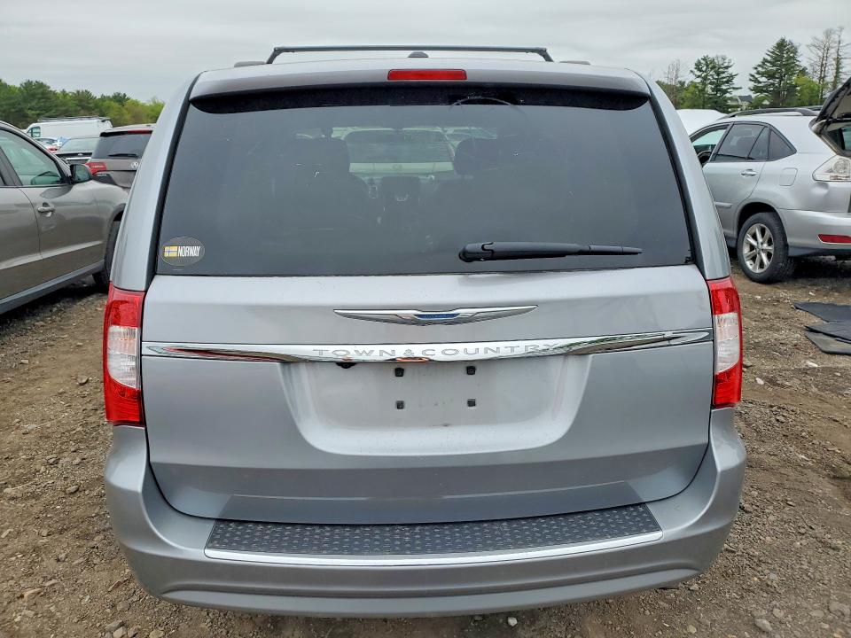 51322606 :رقم المزاد ، 2C4RC1BG8FR602349 vin ، 2015 Chrysler Town & Country مزاد بيع