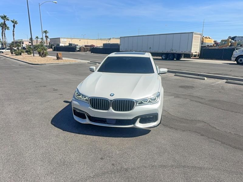 Продаж на аукціоні авто 2017 Bmw 750, vin: WBA7F0C3XHGM21856, номер лоту: 49498046