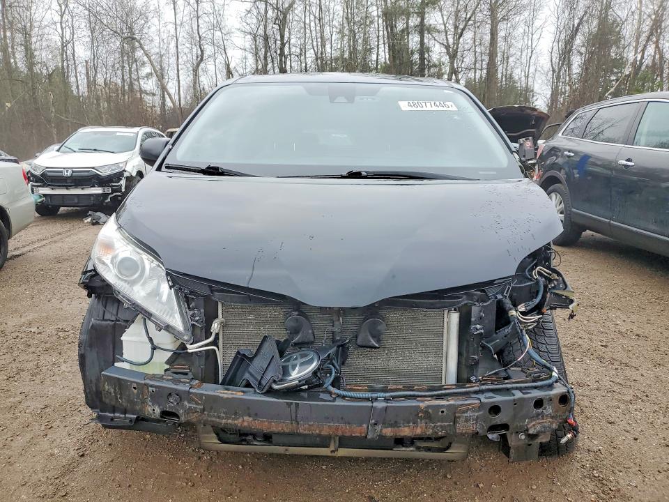 2020 Toyota Sienna მანქანა იყიდება აუქციონზე, vin: 5TDJZ3DC5LS246124, აუქციონის ნომერი: 48077446