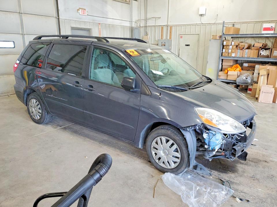 Продаж на аукціоні авто 2010 Toyota Sienna, vin: 5TDKK4CC1AS316733, номер лоту: 50630736