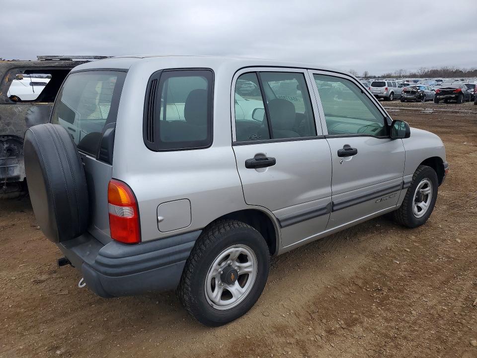 2001 Chev Tracker მანქანა იყიდება აუქციონზე, vin: 2CNBE13C916956376, აუქციონის ნომერი: 48477806