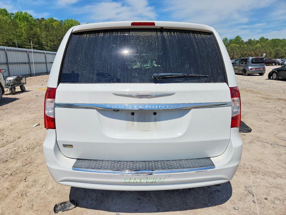 Auction sale of the 2015 Chrysler Town & Country, vin: 2C4RC1BG7FR552270, lot number: 50416866