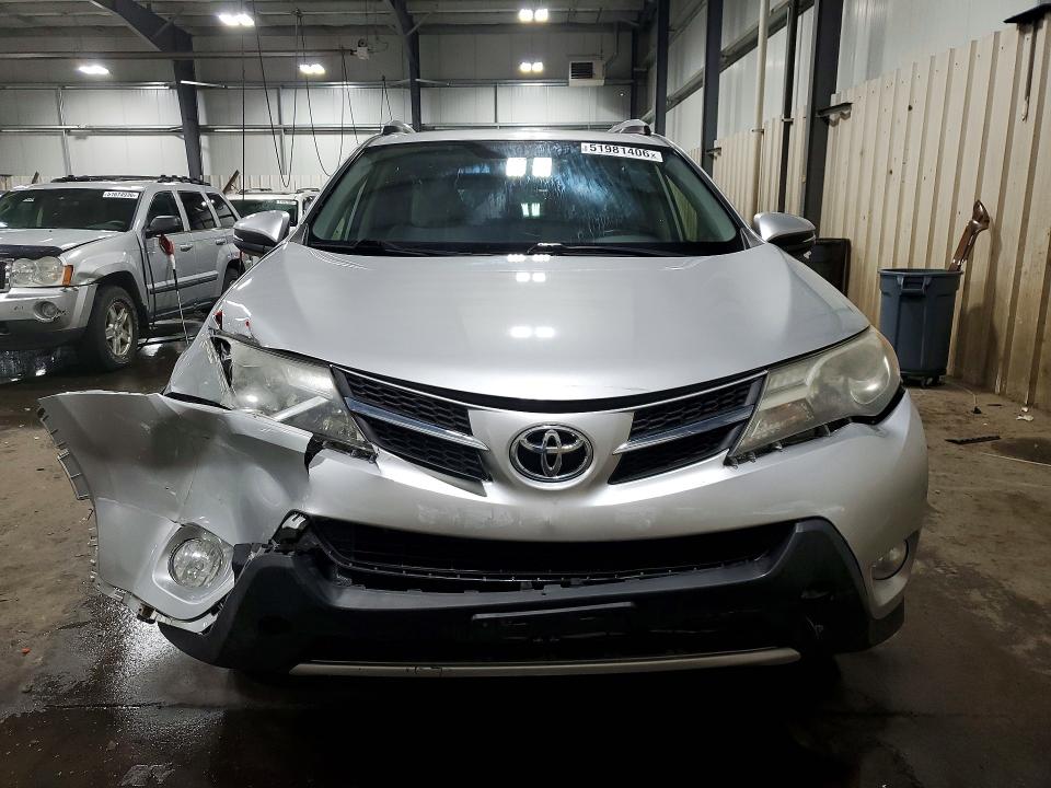 2015 Toyota Rav4 მანქანა იყიდება აუქციონზე, vin: JTMRFREV3FD100142, აუქციონის ნომერი: 51981406
