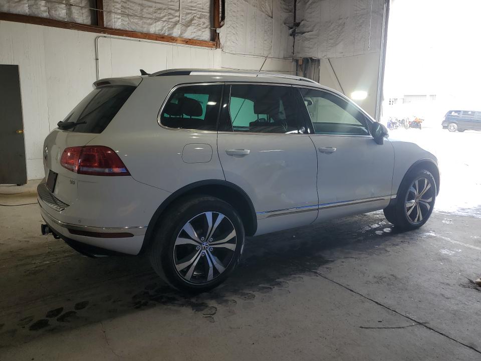 Aukcja sprzedaży 2017 Volkswagen Touareg, vin: WVGRF7BP1HD000355, numer aukcji: 50640276