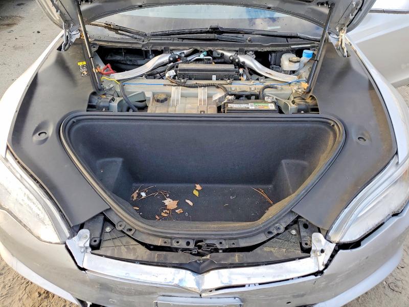 48327806 :رقم المزاد ، 5YJSA1E27HF231691 vin ، 2017 Tesla Model S مزاد بيع