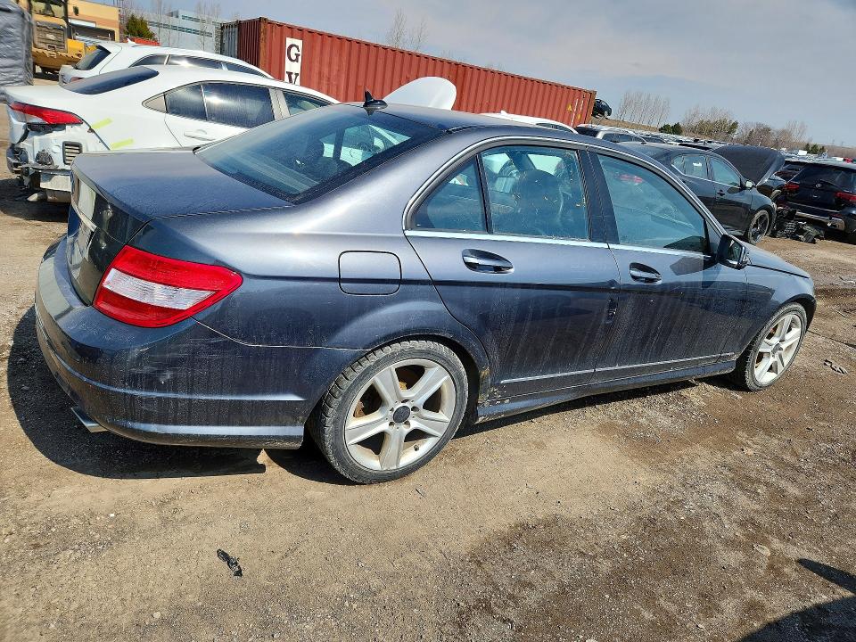 49218266 :رقم المزاد ، WDDGF5EB6AR103303 vin ، 2010 Mercedes-benz C مزاد بيع