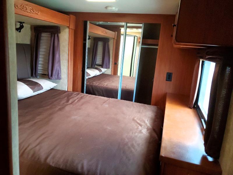 Продажа на аукционе авто 2011 Heartland Rv Big Countr, vin: 5SFBG2925BE227157, номер лота: 50861016