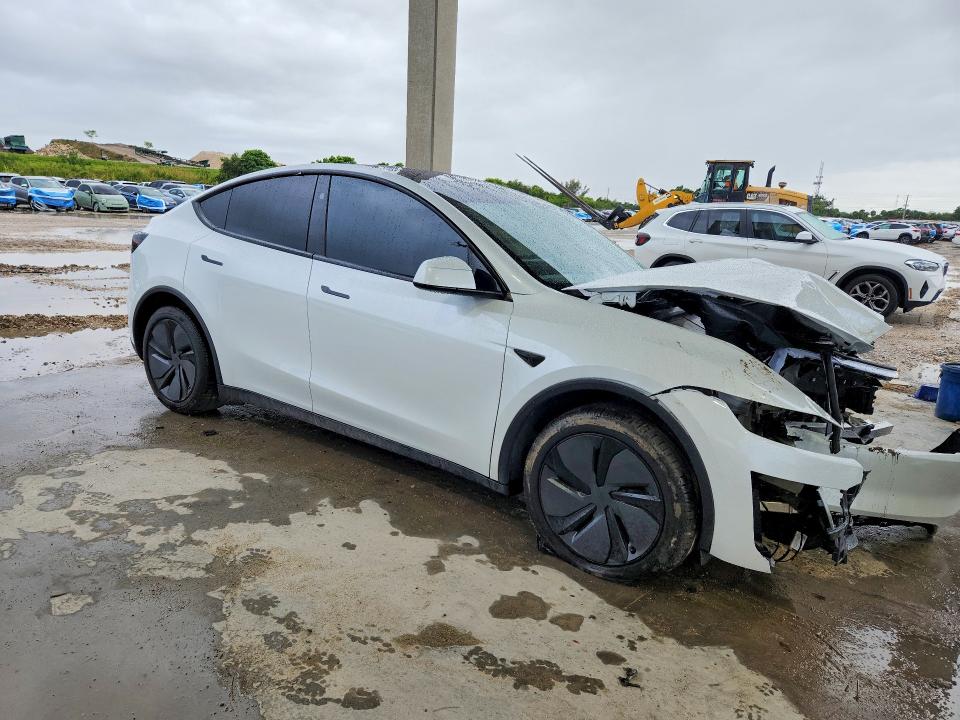 Продажа на аукционе авто 2026 Tesla Model Y, vin: 7SAYGDEE2TA458851, номер лота: 49095676