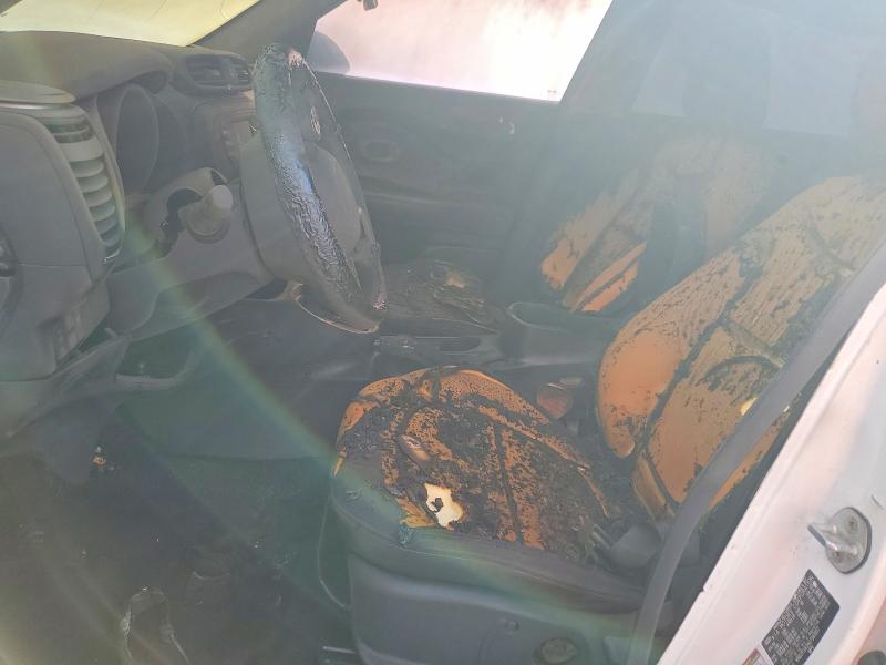 2016 Kia Soul მანქანა იყიდება აუქციონზე, vin: KNDJP3A59G7349137, აუქციონის ნომერი: 48925796