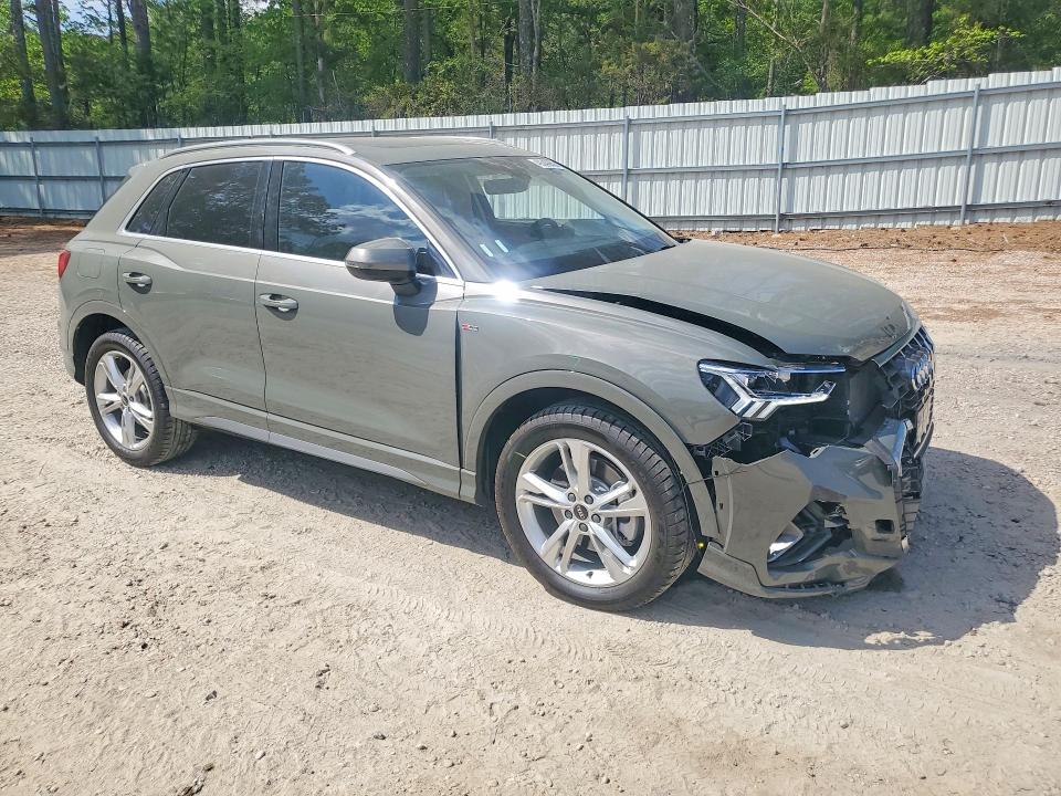 2024 Audi Q3 მანქანა იყიდება აუქციონზე, vin: WA1EECF37R1143801, აუქციონის ნომერი: 49340956