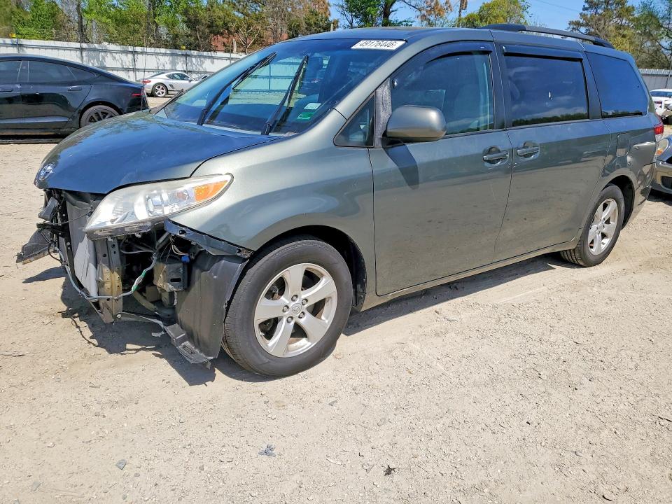 Aukcja sprzedaży 2014 Toyota Sienna, vin: 5TDKK3DC4ES495798, numer aukcji: 49176446