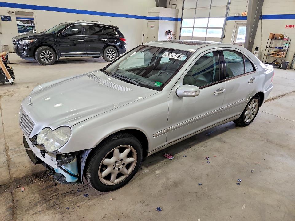 Aukcja sprzedaży 2002 Mercedes-benz C, vin: WDBRF61J02F165884, numer aukcji: 52020616