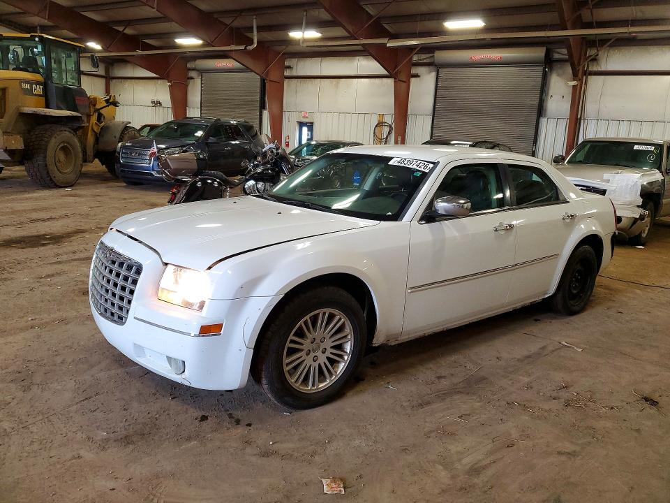 48397426 :رقم المزاد ، 2C3CA5CV5AH315196 vin ، 2010 Chrysler 300 مزاد بيع