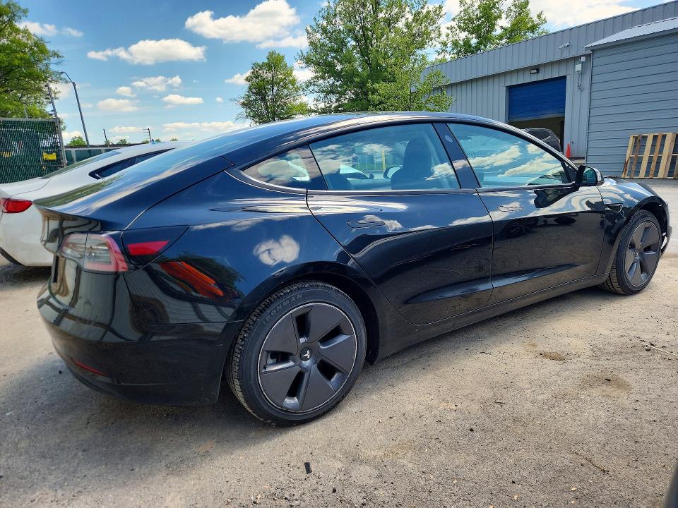 51406576 :رقم المزاد ، 5YJ3E1EA9NF369972 vin ، 2022 Tesla Model 3 مزاد بيع