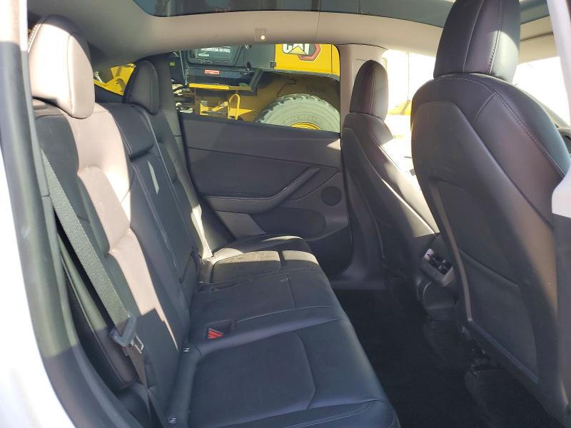 50837096 :رقم المزاد ، 7SAYGDEE7NF408260 vin ، 2022 Tesla Model Y مزاد بيع
