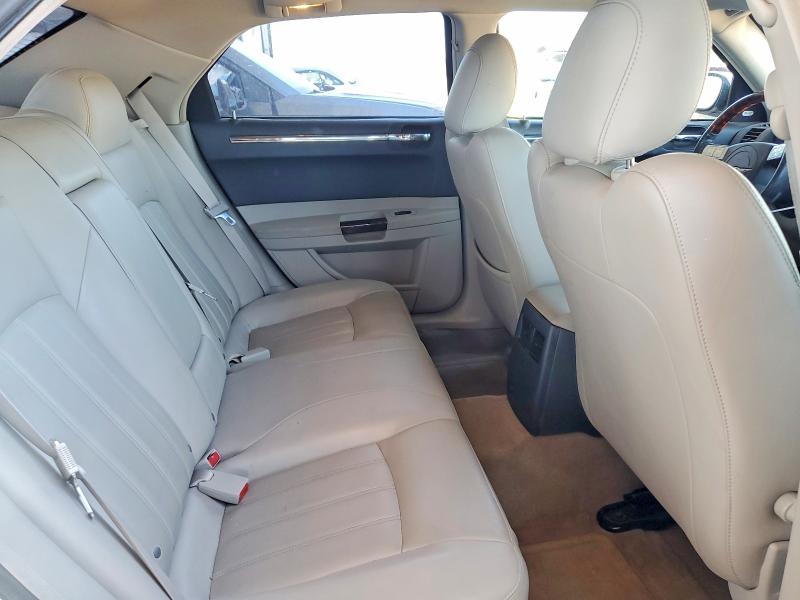 2006 Chrysler 300c მანქანა იყიდება აუქციონზე, vin: 2C3KA63H76H371580, აუქციონის ნომერი: 49983416