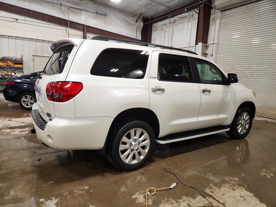48099806 :رقم المزاد ، 5TDDW5G12CS057328 vin ، 2012 Toyota Sequoia مزاد بيع