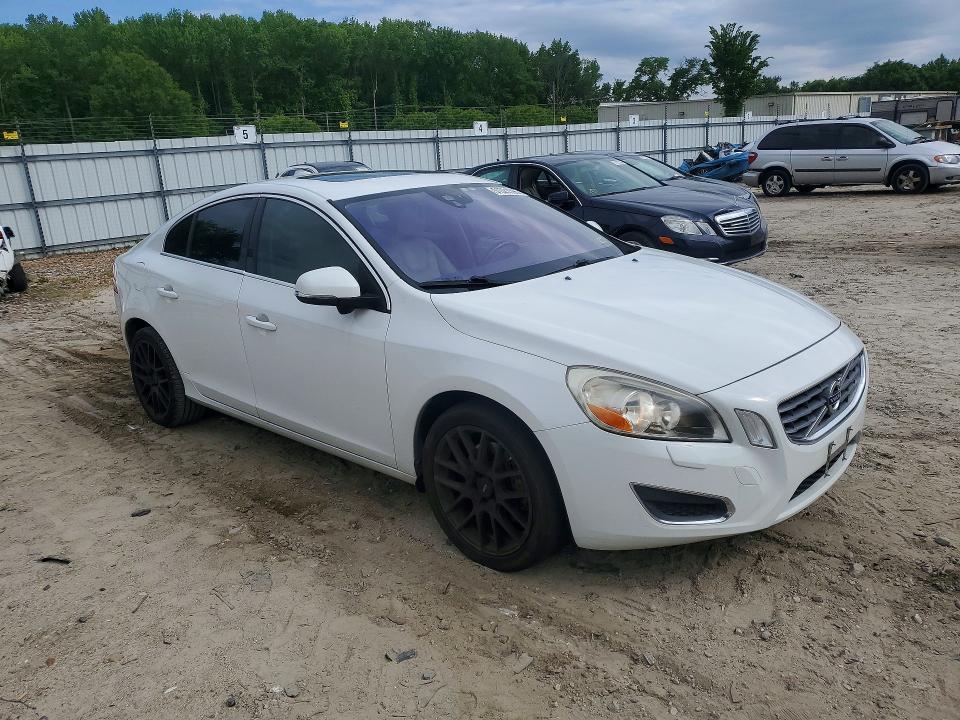 2013 Volvo S60 მანქანა იყიდება აუქციონზე, vin: YV1612FS1D1226585, აუქციონის ნომერი: 51321596